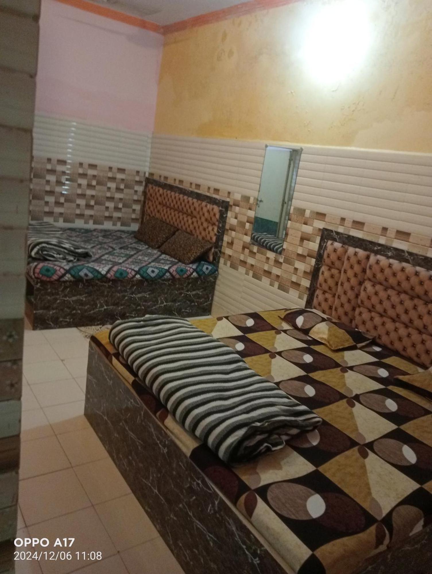 מטורה Govind Guest House מראה חיצוני תמונה